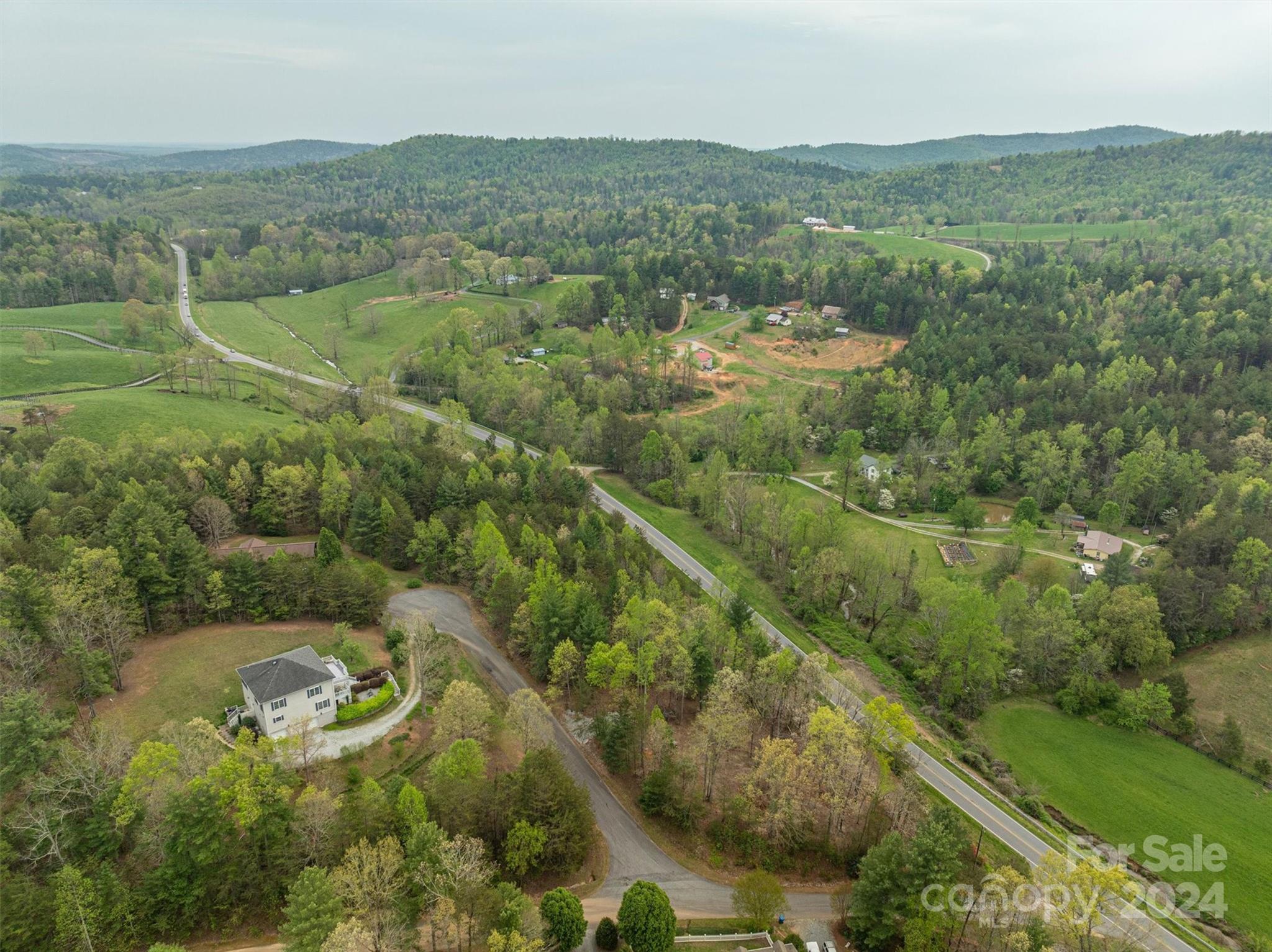 000 Bent Pine Court, Lenoir, NC 28645