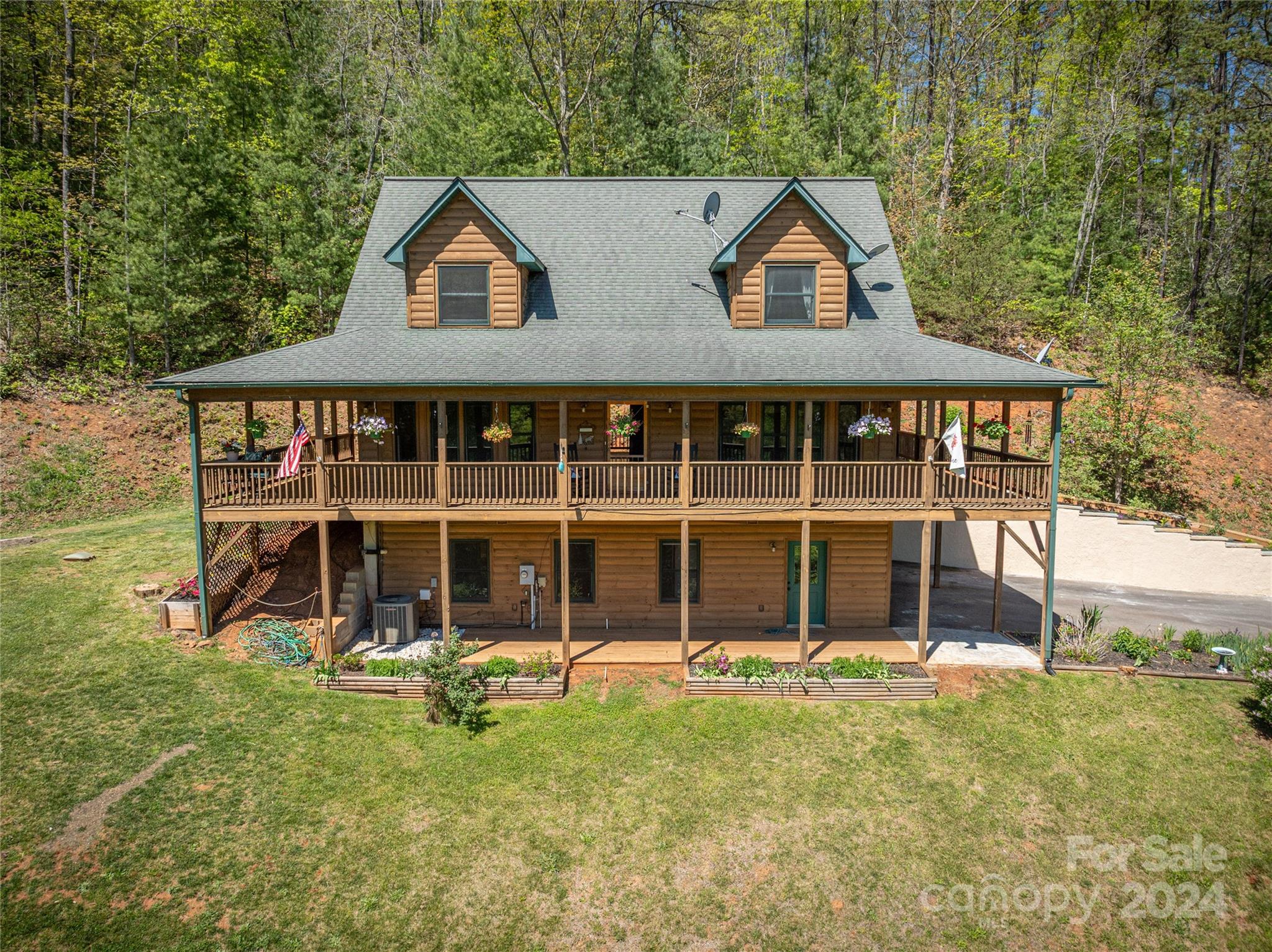 234 Deer Run Road, Canton, NC 28716