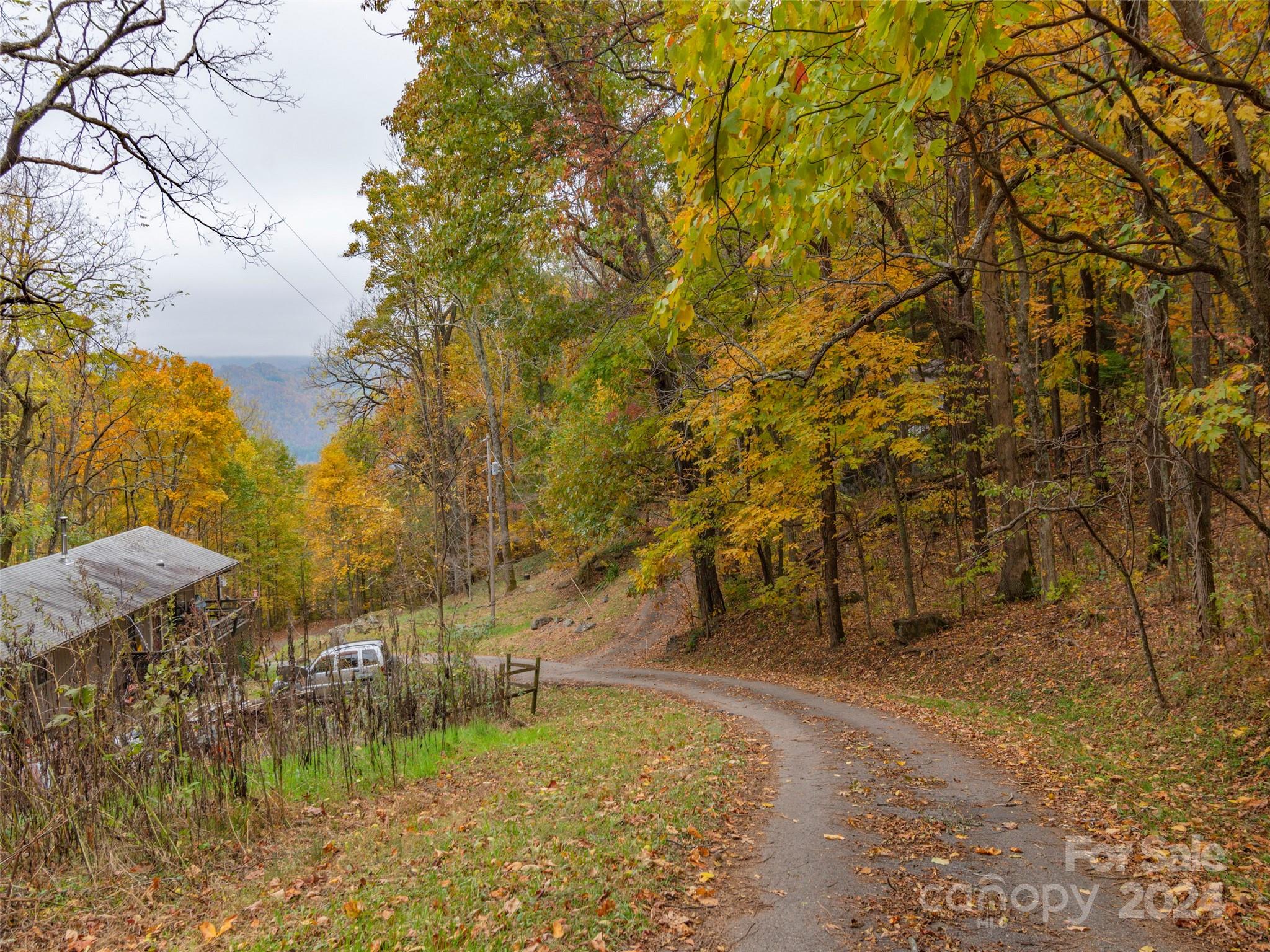 000 Sleepy Hollow Lane, Canton, NC 28716