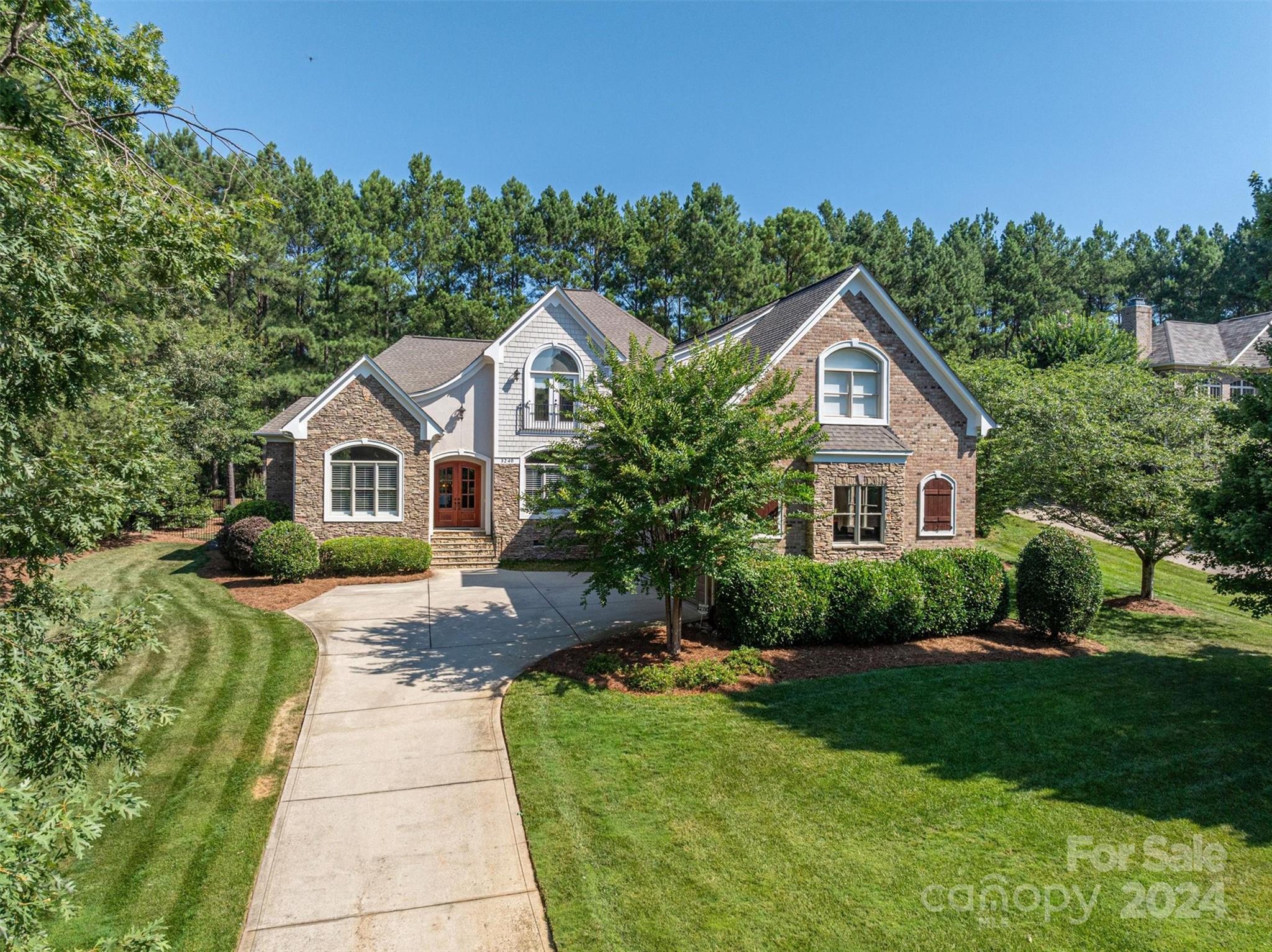 3240 Lake Pointe Drive, Belmont, NC 28012