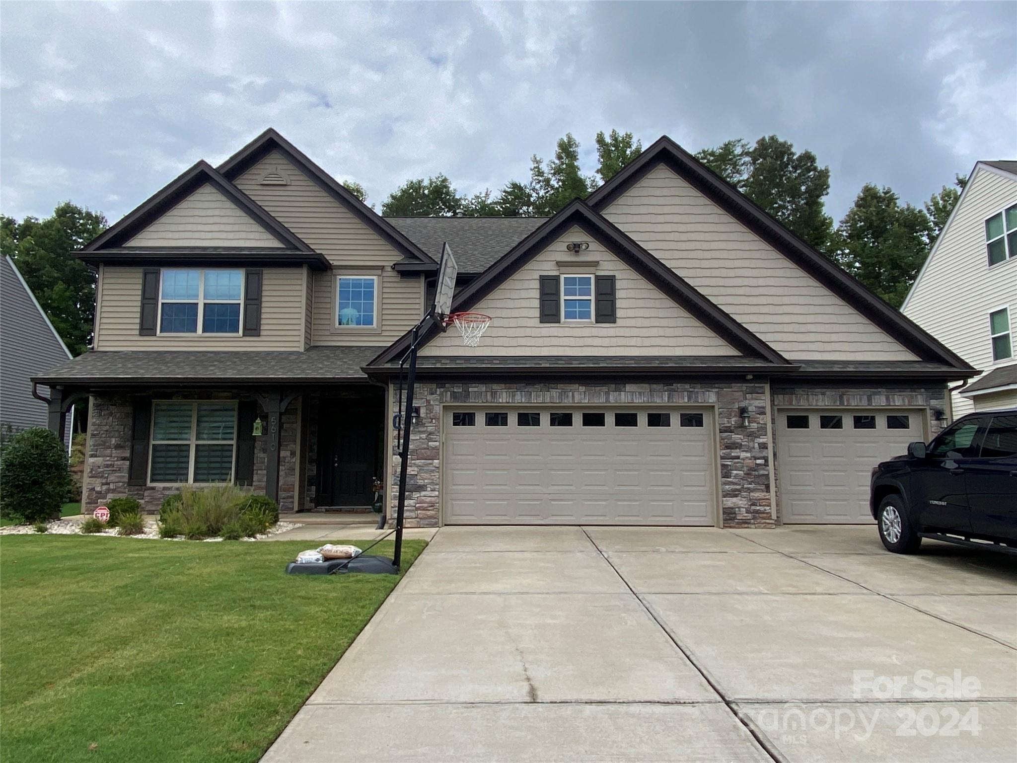 5610 Coulee Court, Waxhaw, NC 28173