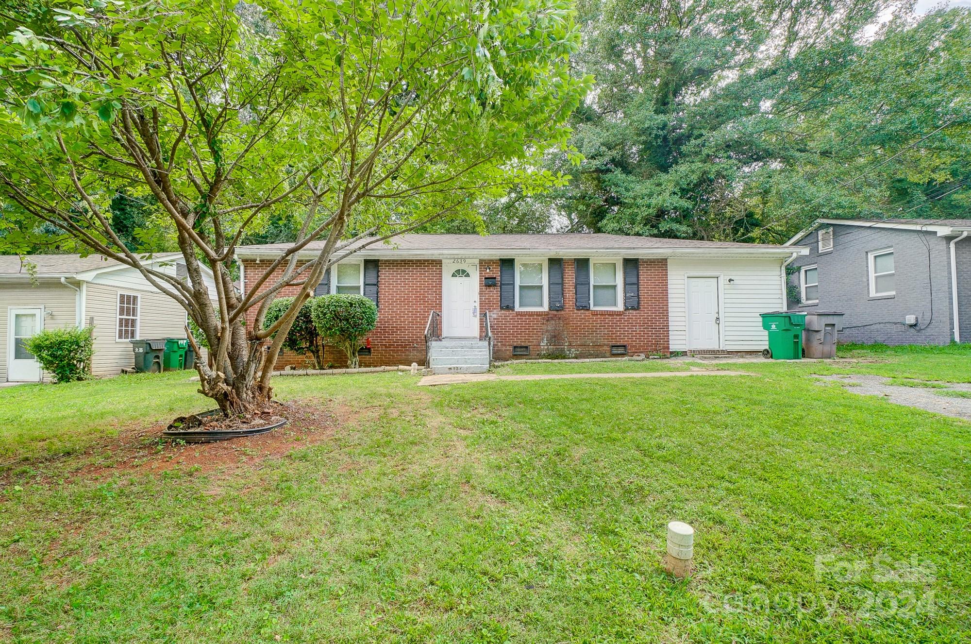 2639 Ravencroft Drive, Charlotte, NC 28208