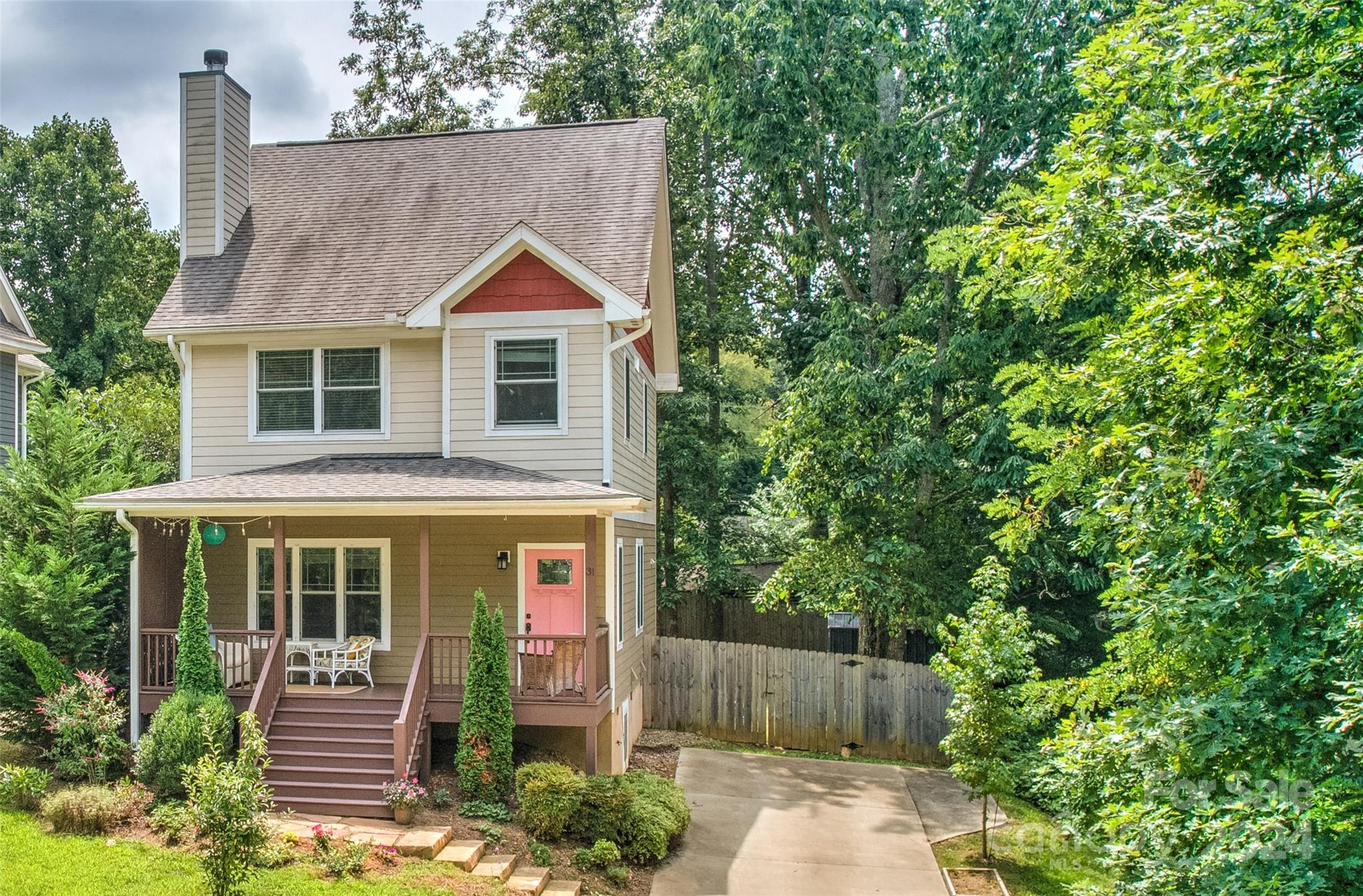 31 Lamar Avenue, Asheville, NC 28803