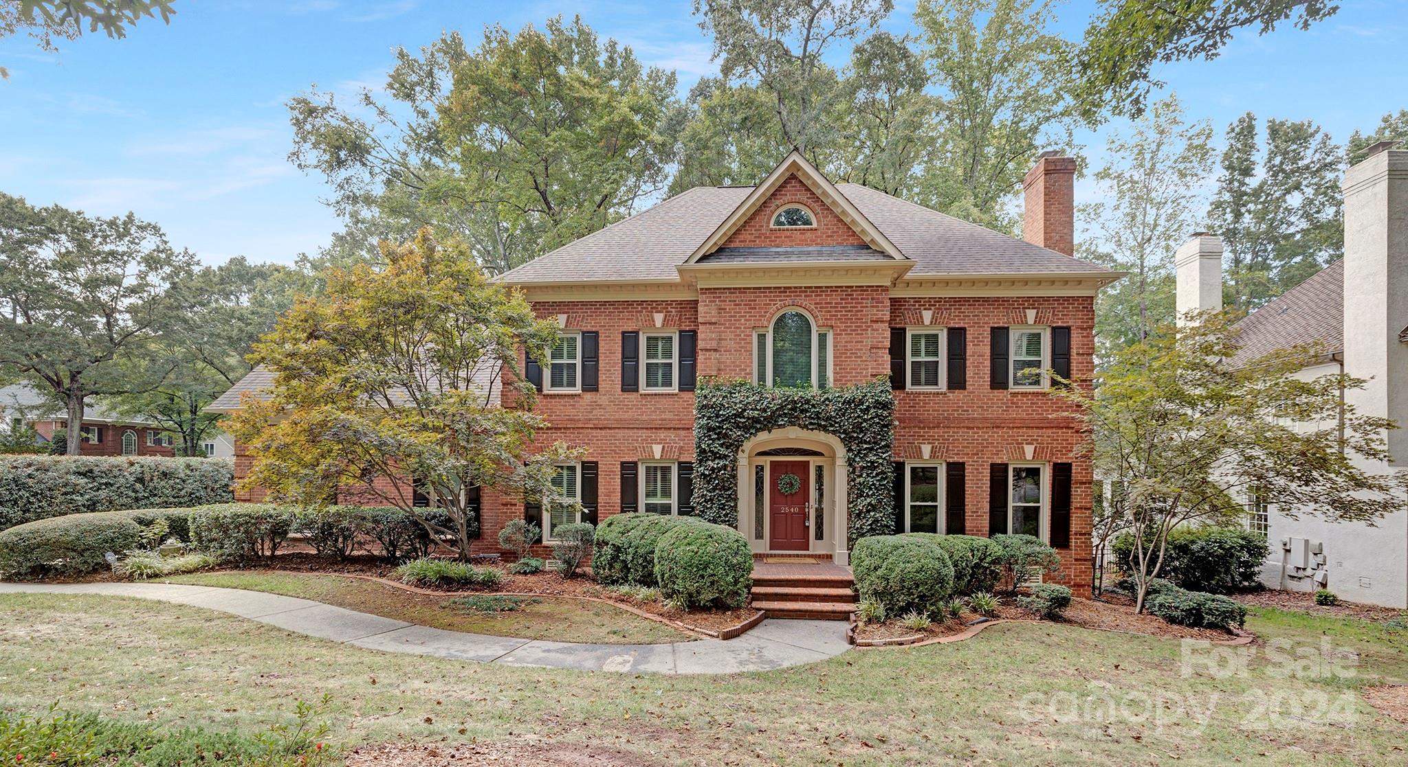 2540 Ballencourt Lane, Charlotte, NC 28226