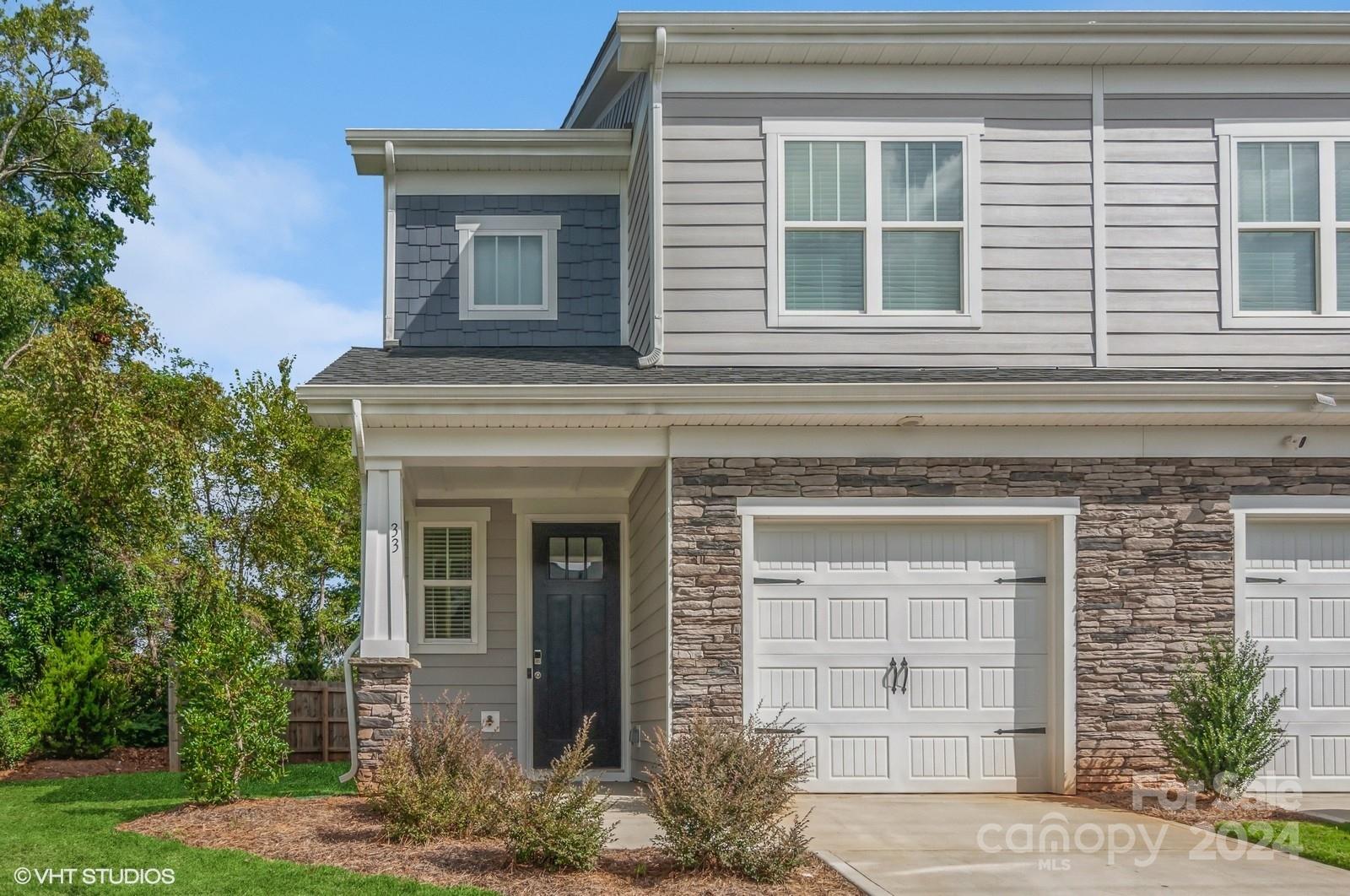 33 Woodsdale Place, Concord, NC 28025