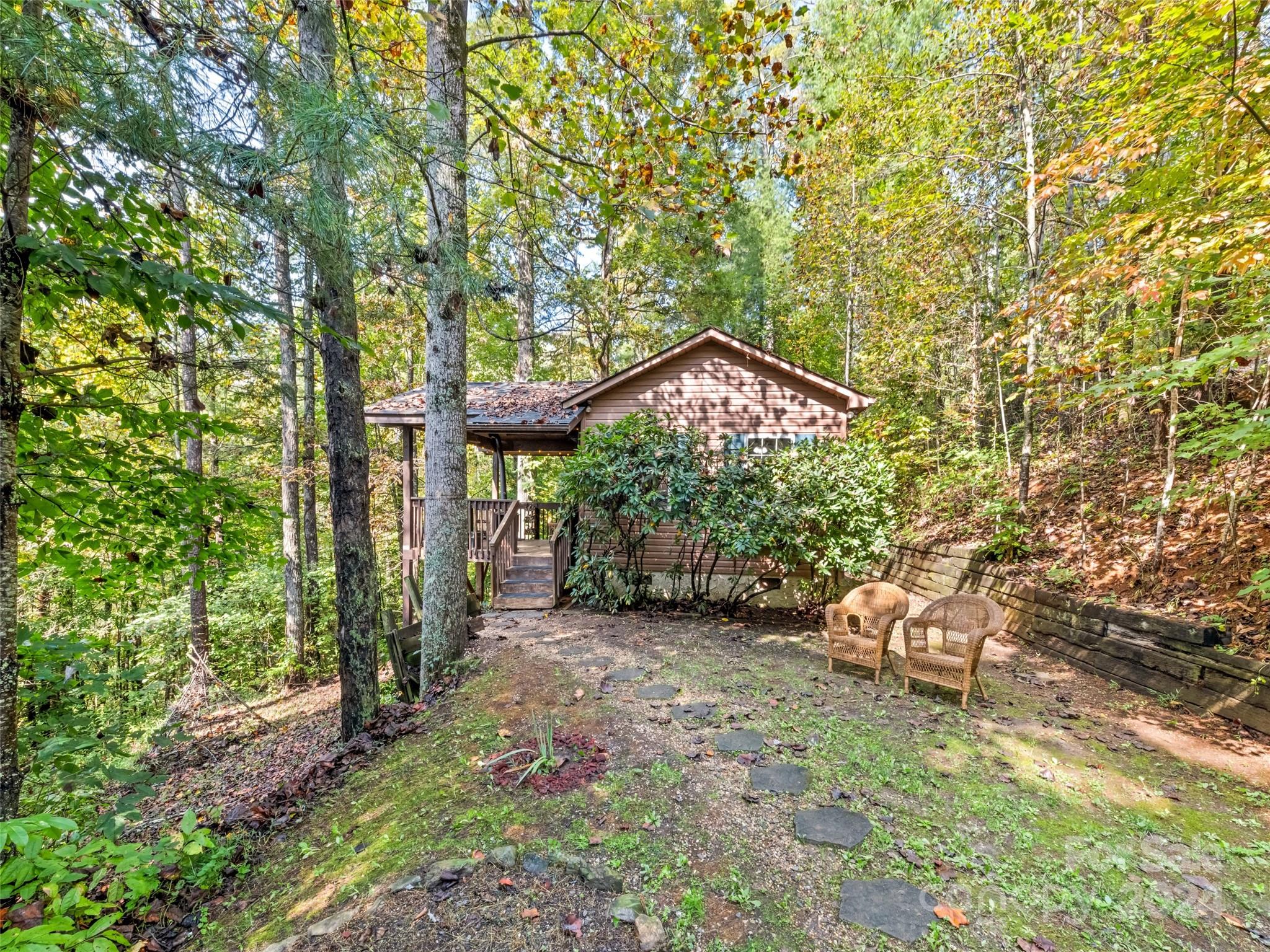 626 Rustic Heights Road, Waynesville, NC 28785