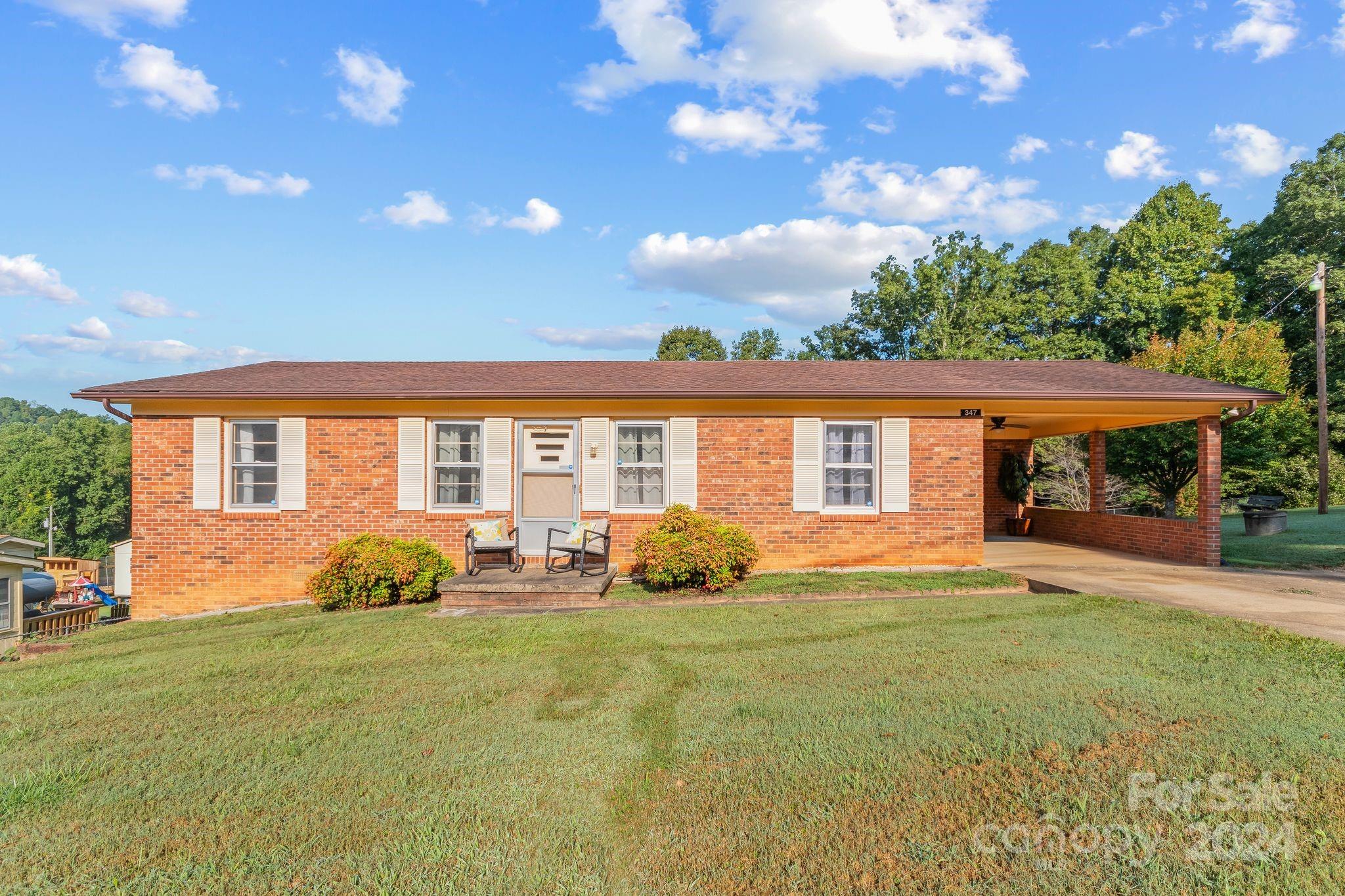 347 Oak Hill Road, Nebo, NC 28761