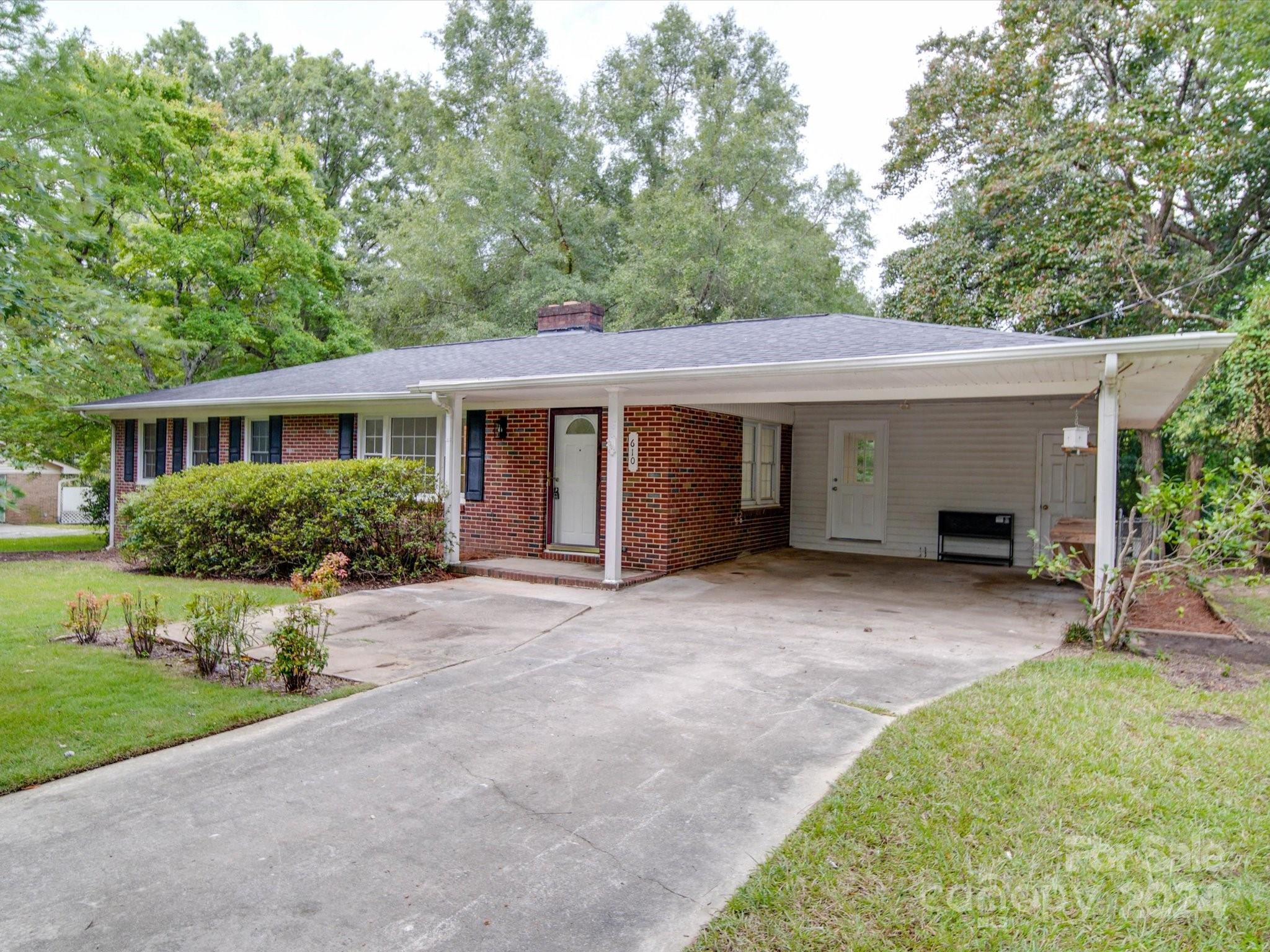 610 Davis Street, Lancaster, SC 29720