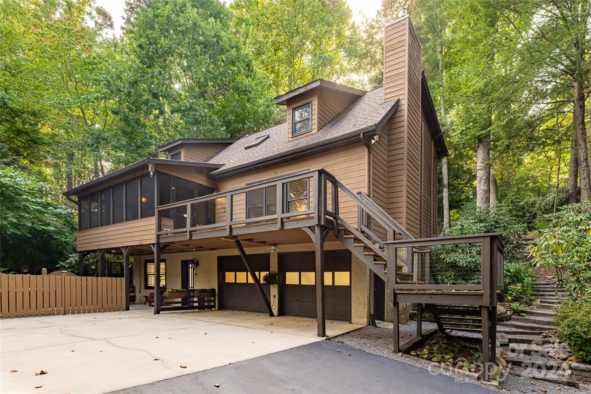 44 Lovers Loop Road, Asheville, NC 28803