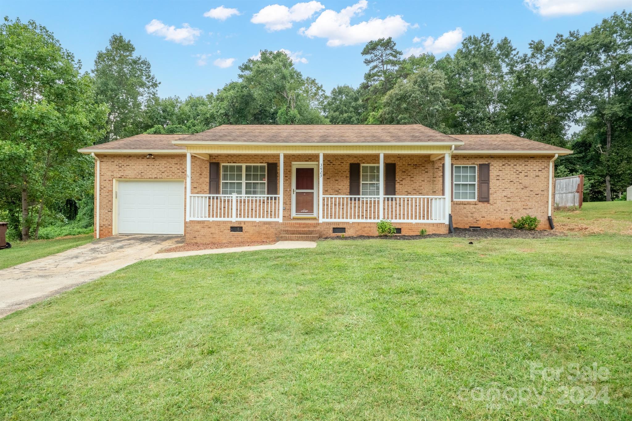 3423 Oxford Street, Claremont, NC 28610