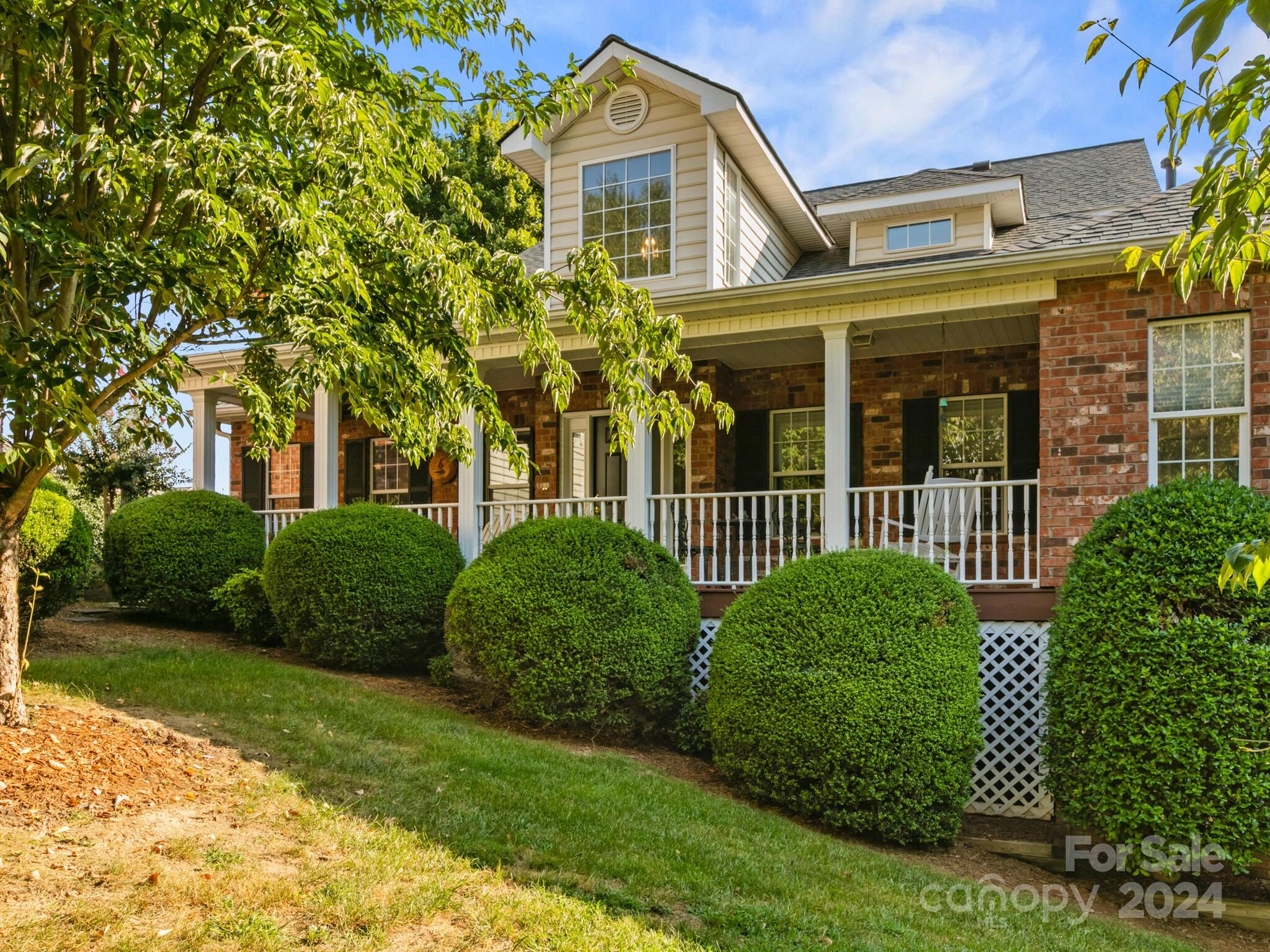 644 High Quarry Road, Hendersonville, NC 28791