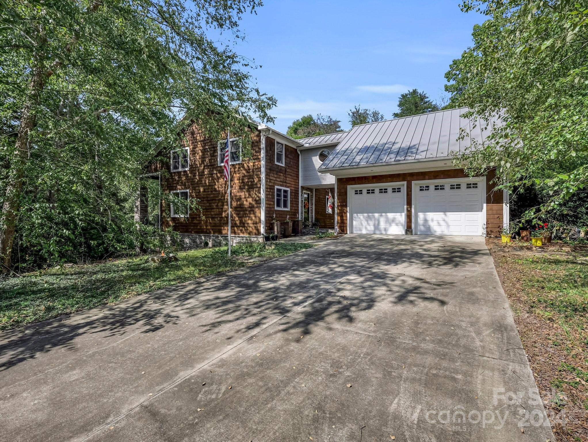 167 Trails End, Lake Lure, NC 28746