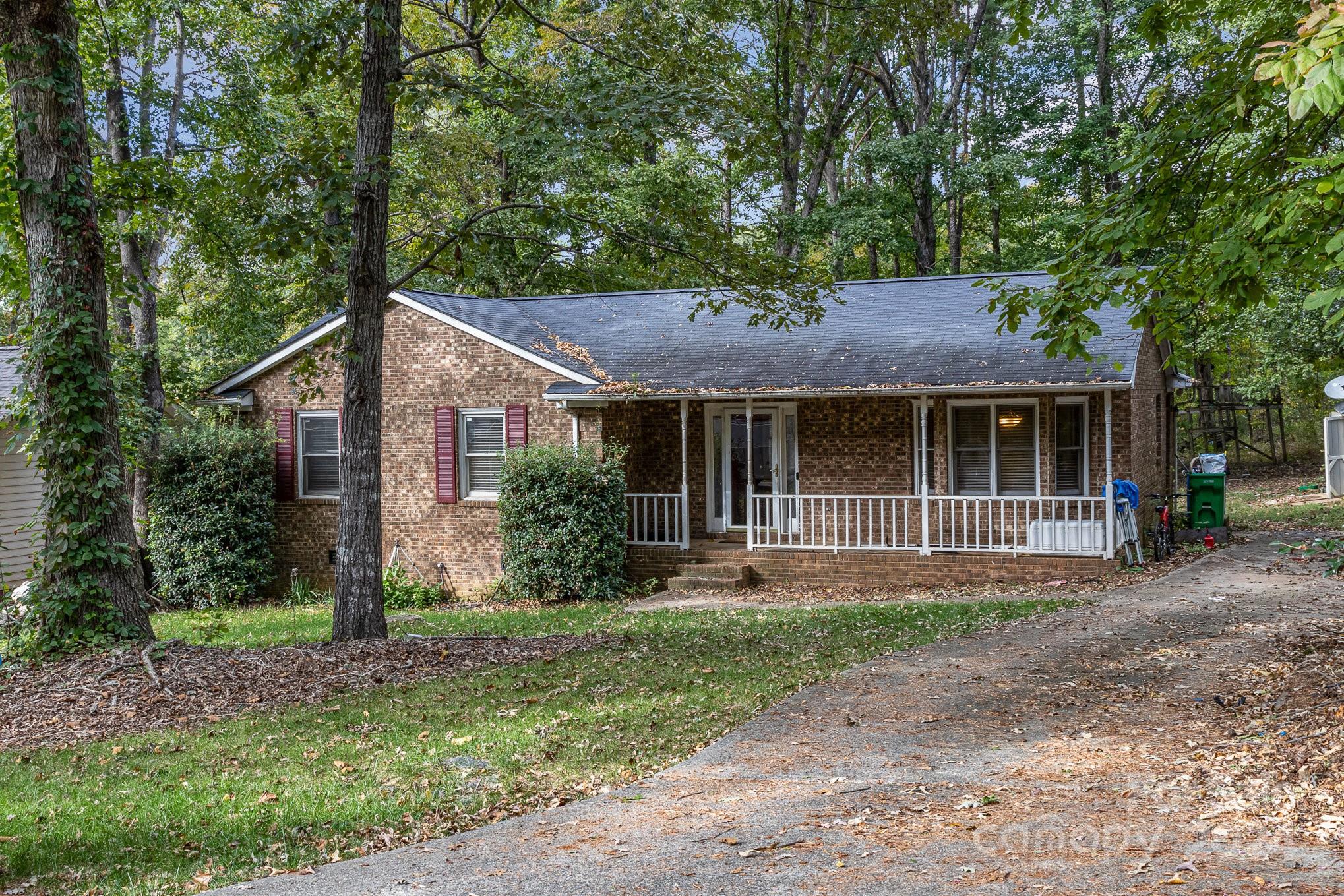 10607 Wood Meadow Drive, Charlotte, NC 28227