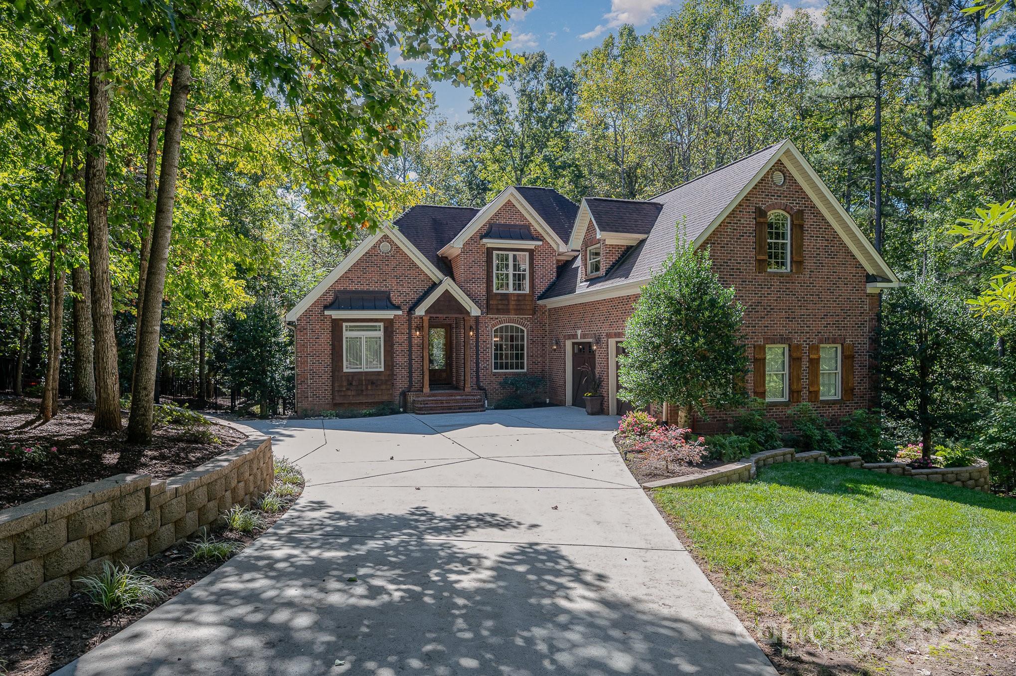 7029 Pebble Bay Drive, Denver, NC 28037