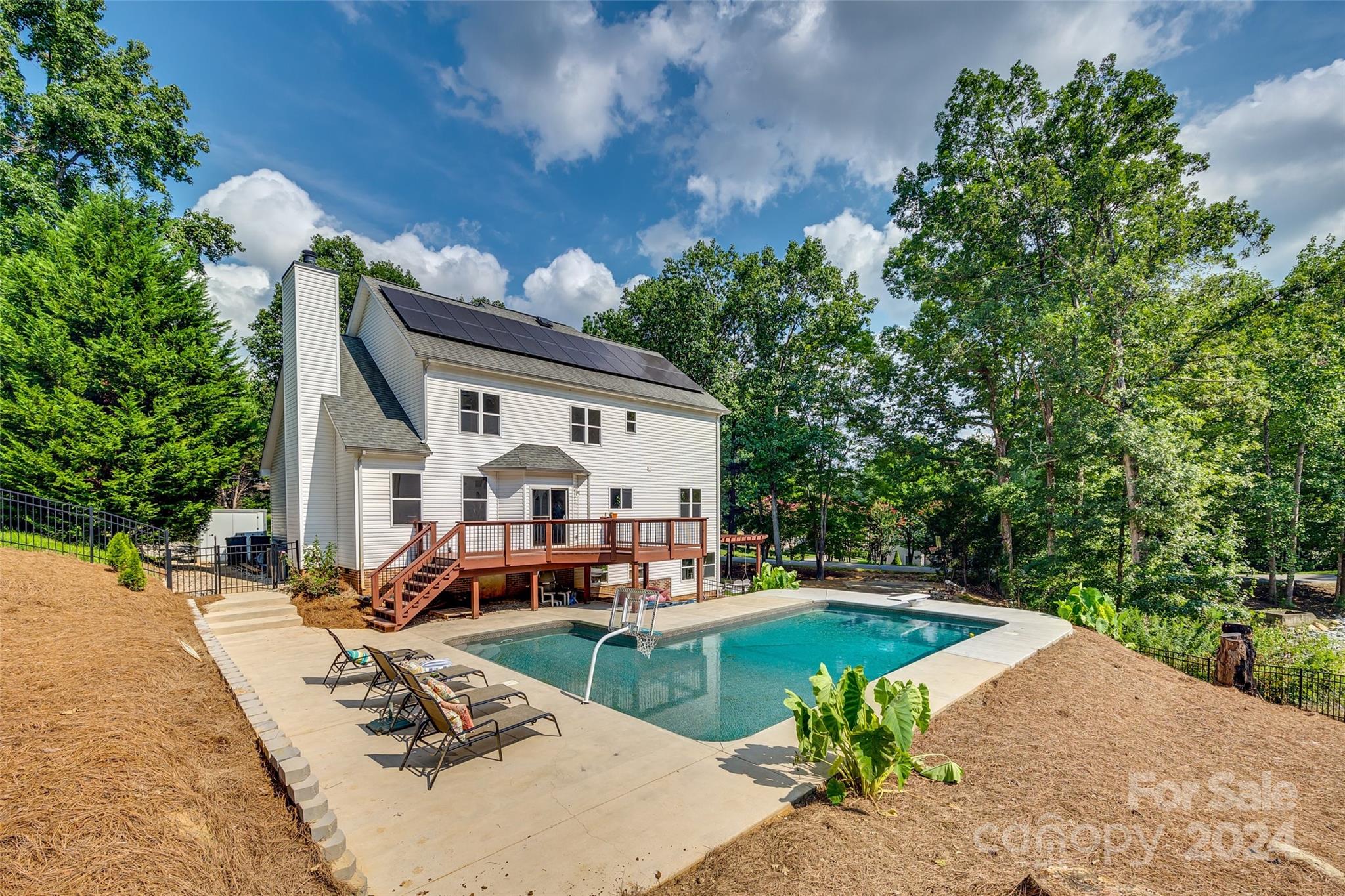 164 Quiet Cove Road, Mooresville, NC 28117