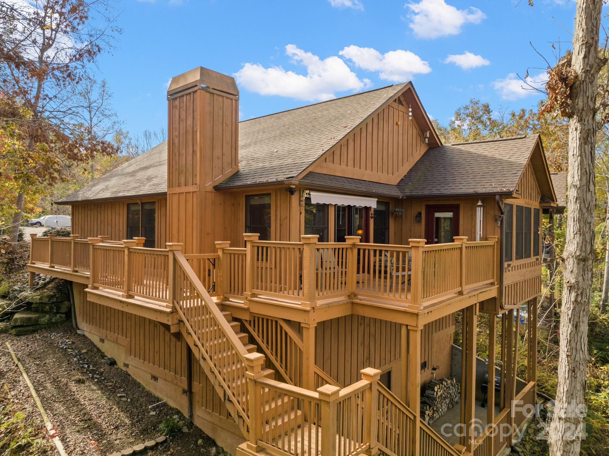 5 Chalet Court, Mill Spring, NC 28756