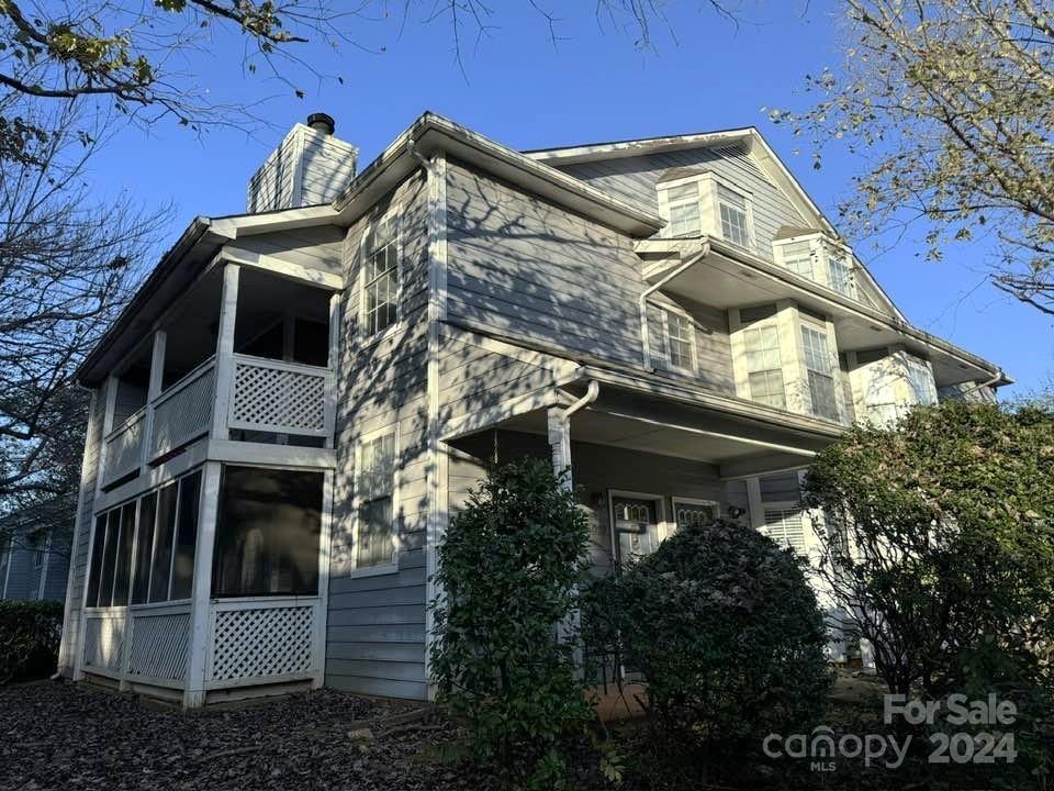 6017 Treetop Court, Charlotte, NC 28212