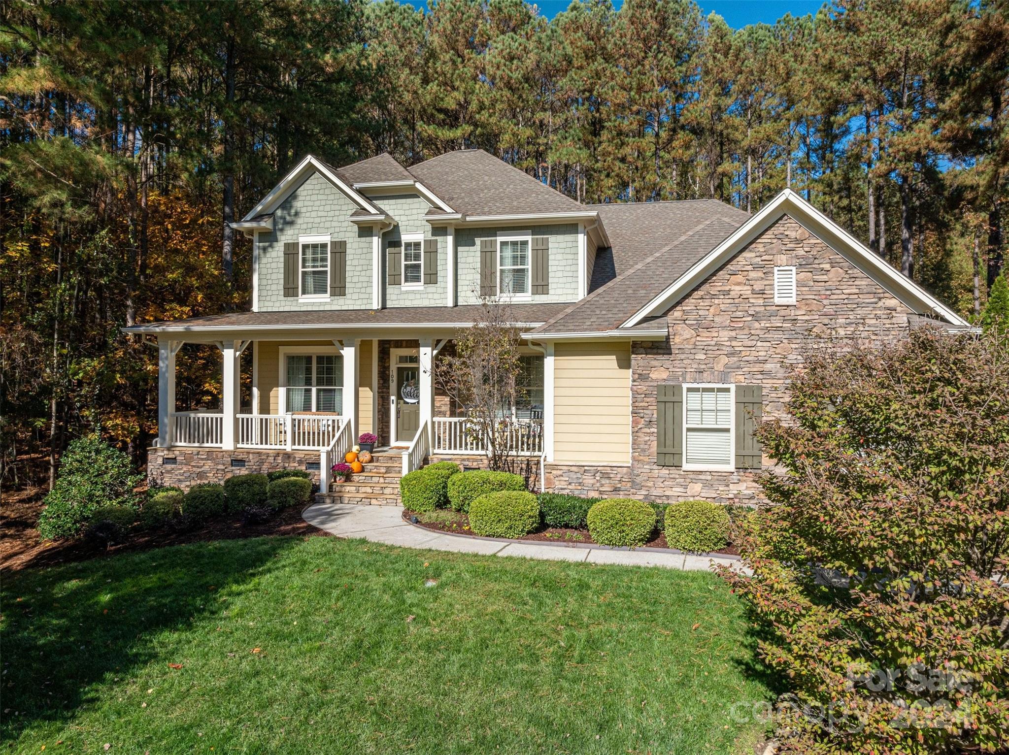 109 Woodward Ridge Drive, Mount Holly, NC 28120