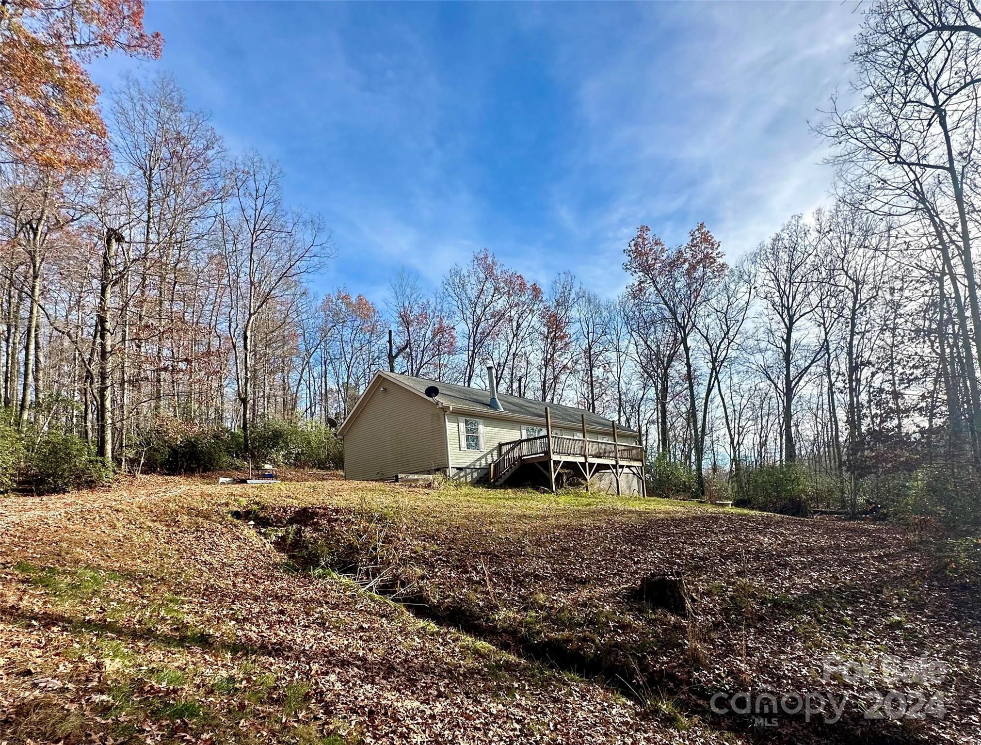 23 Clarks Crossing Way, Black Mountain, NC 28711