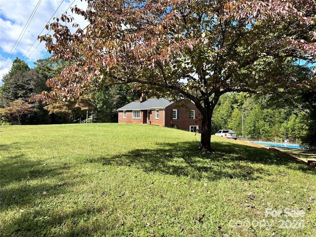 6200 George Hildebran School Road, Hickory, NC 28602